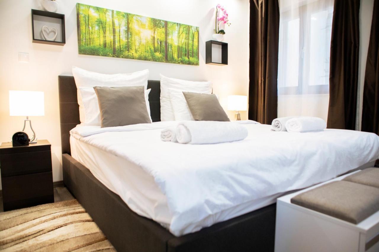 Nyuszis Apartman Kiskunmajsa Exterior foto