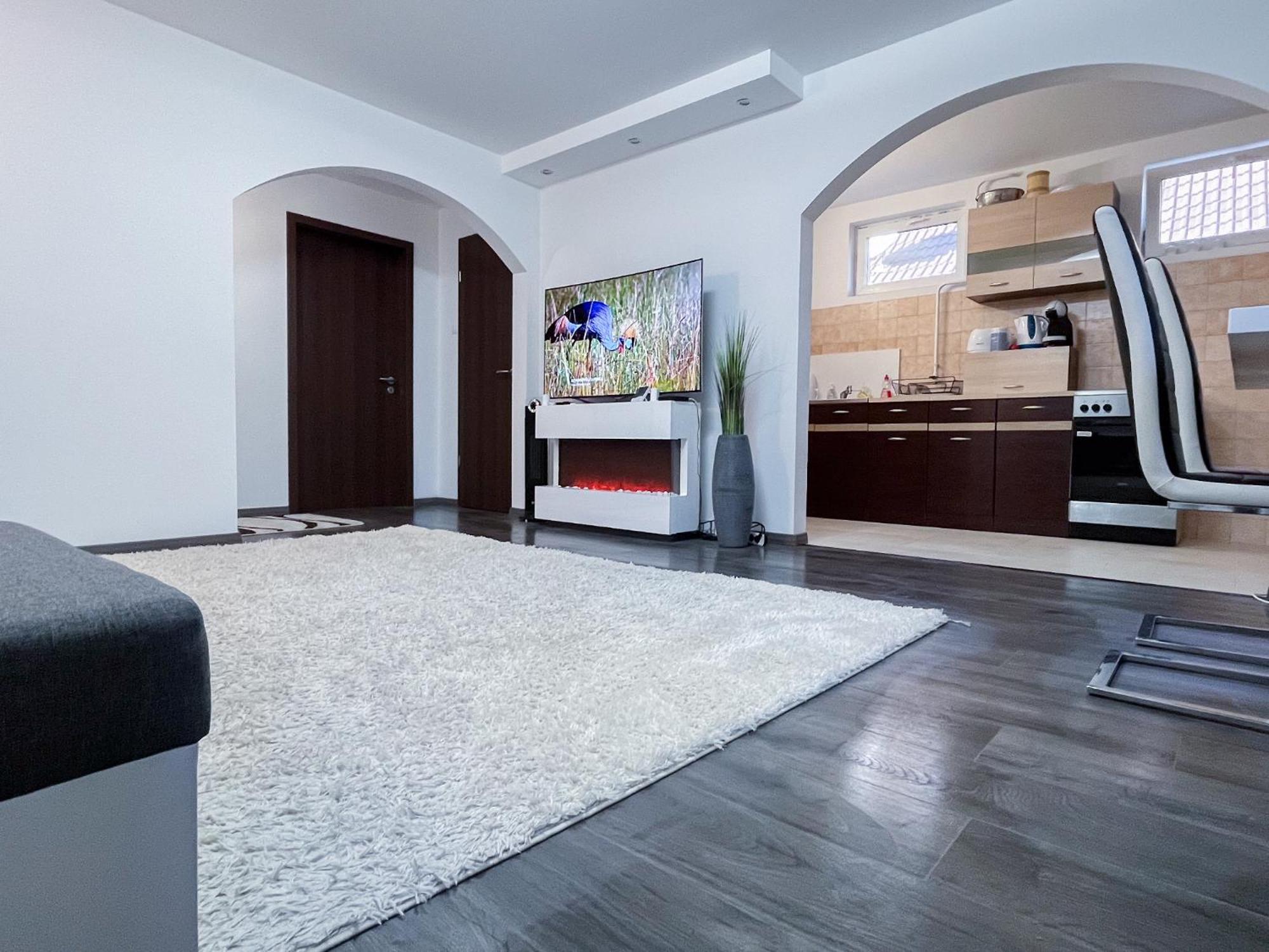 Nyuszis Apartman Kiskunmajsa Exterior foto